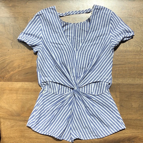 Zara Top, blue & white stripe, cutouts on back XS - Picture 2 of 7